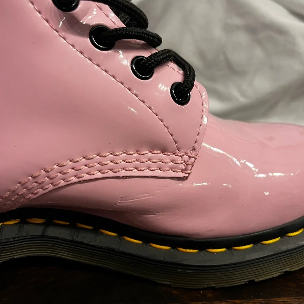 Dr. Martens 1460 Patent leather Pale Pink Combat Boots Barbiecore size 8 women’s - Picture 11 of 14